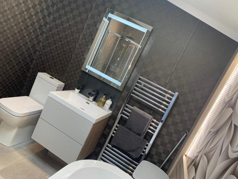 Muscovy Lodge With Hot Tub At Tattershall Lakes Country Park Exterior foto